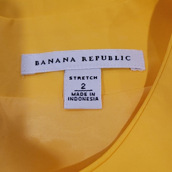Banana Republic "new dandelion" halter dress - Picture 2 of 8